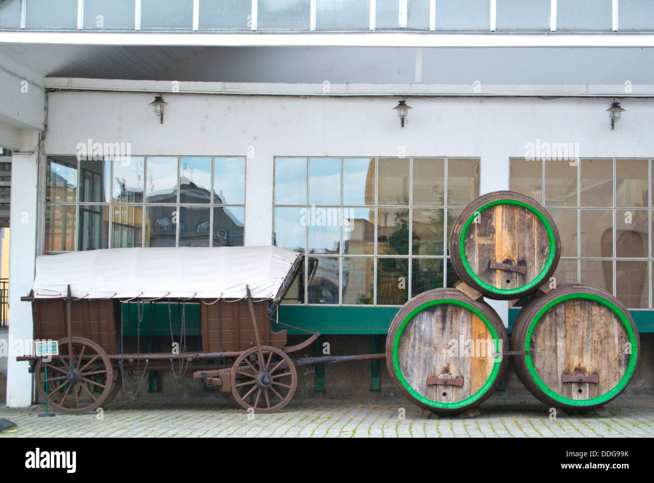 Historische Geräte zur Anzeige Pilsner Urquell Brauerei Werk Pilsen Tschechien Europa verlassen Stockfoto