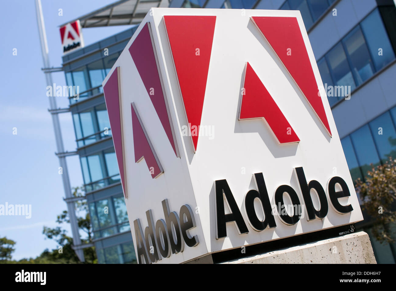 Ein Bürogebäude von Adobe Systems besetzt. Stockfoto