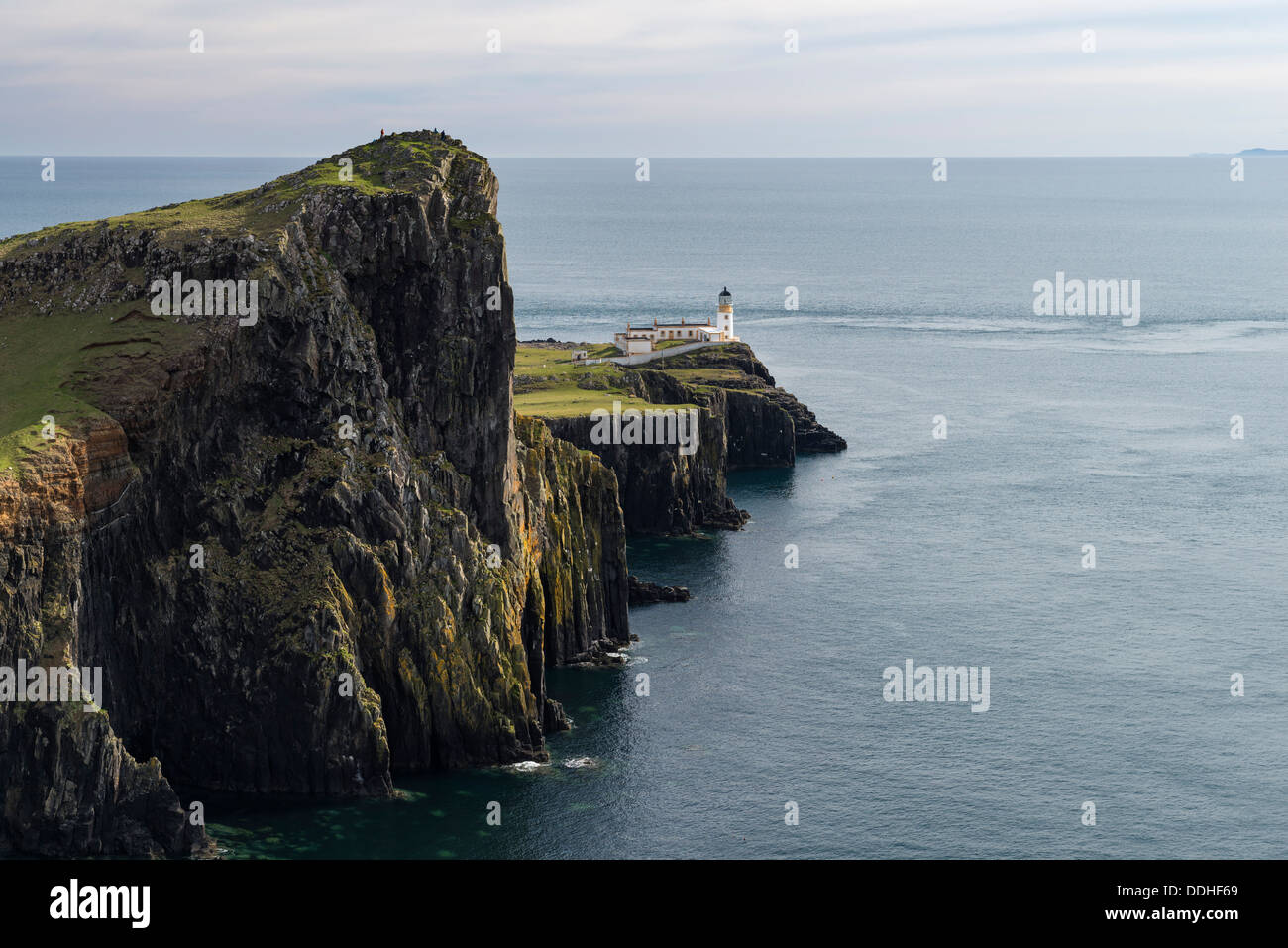 Großbritannien, Schottland, Blick auf Leuchtturm in landschaftlich