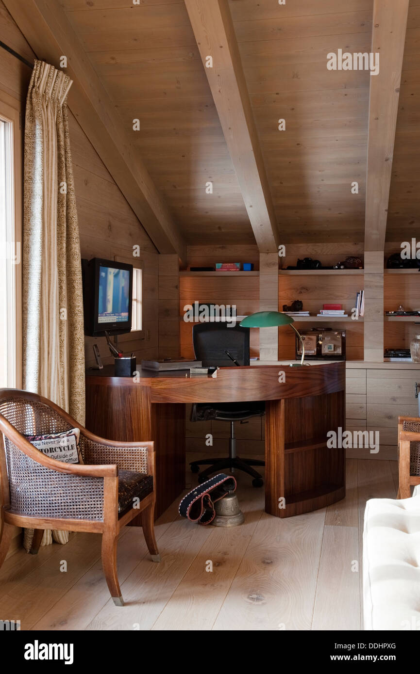 Chalet Style Interior Stockfotos Chalet Style Interior
