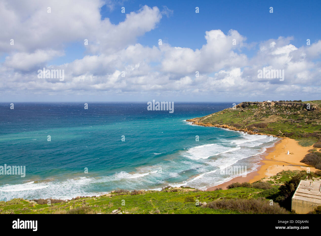Ramla Bay von Calypso Höhle, Xaghra, Insel Gozo, Malta betrachtet. Stockfoto