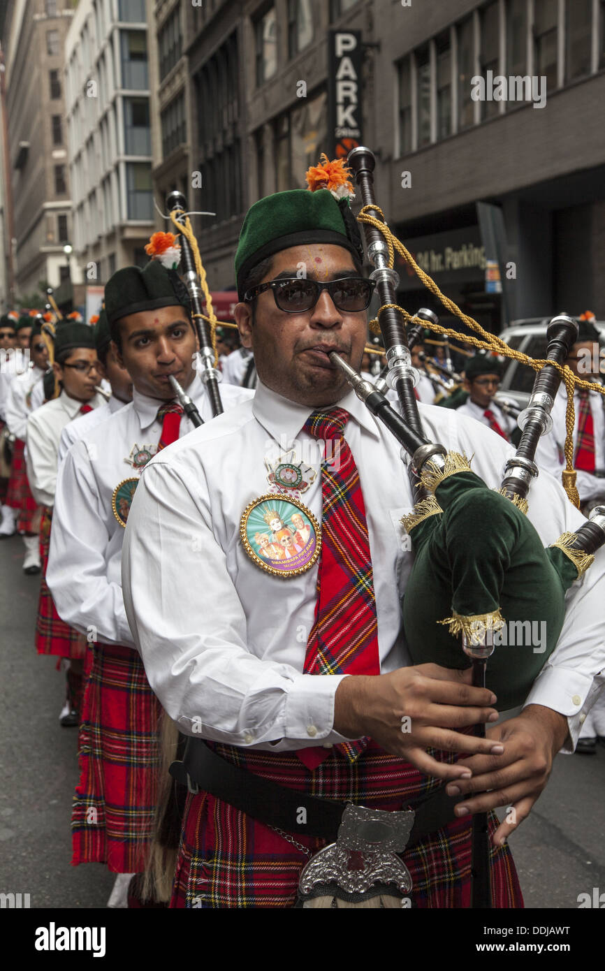 2013, New York City indische Amerikaner kommen zum Feiern bei der