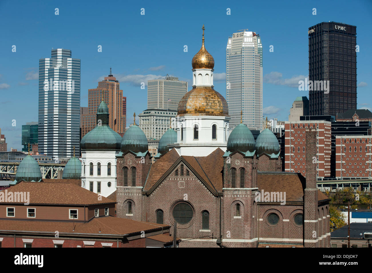 JOHANNES BAPTIST UKRAINISCHE KIRCHE SÜDSEITE PITTSBURGH SKYLINE PENNSYLVANIA USA Stockfoto