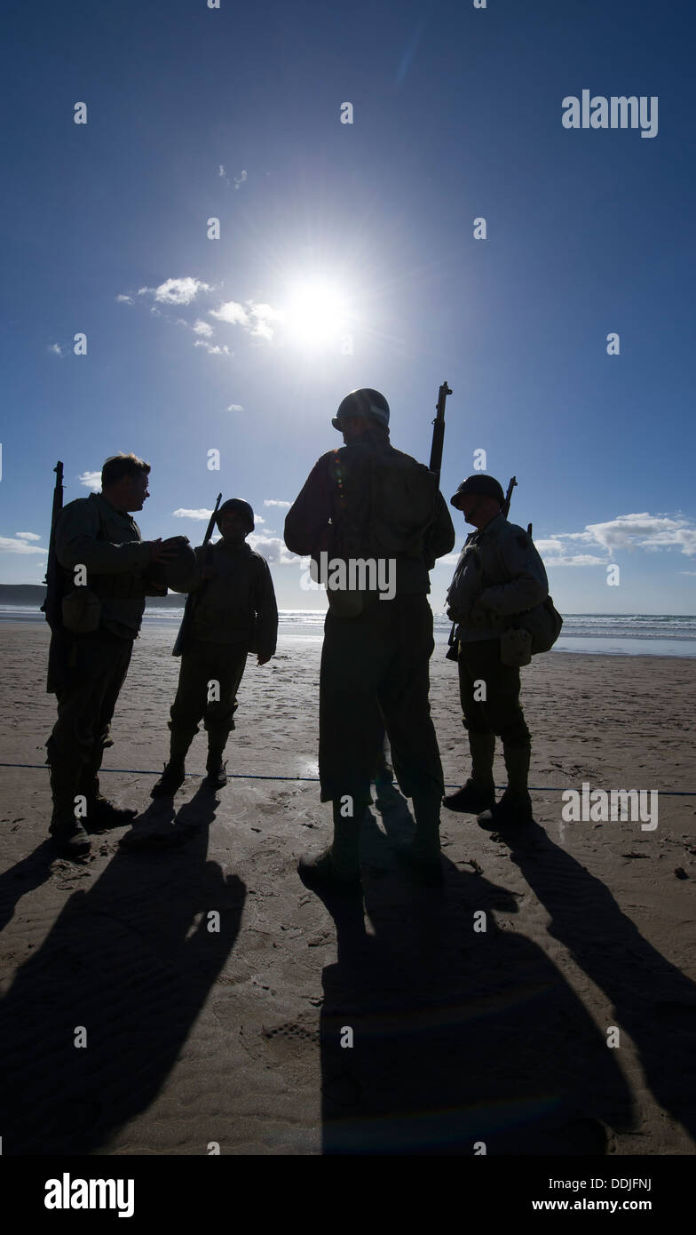 Soldat-Akteure, die Vorbereitungen für den 70. Jahrestag des d-Day US Armee Assault Training Centre in Woolacombe Strand, Devon, UK Stockfoto