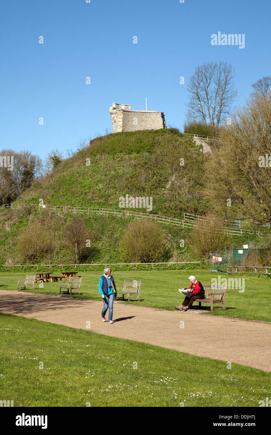 Clare Country Park und Clare Castle ruins, Clare, Suffolk, East Anglia UK Stockfoto