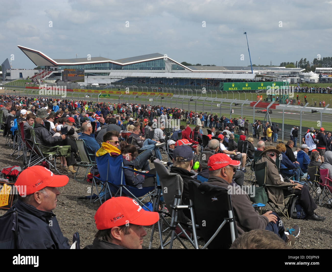 Verfolgen Sie Seite Zuschauer British GP Juni 2013 Silverstone England UK Stockfoto