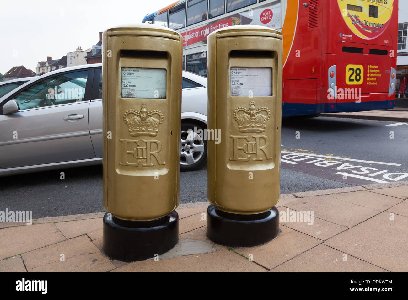 Gold lackiert Briefkästen feiert Goldmedaillengewinner London Olympics 2012 Stockfoto