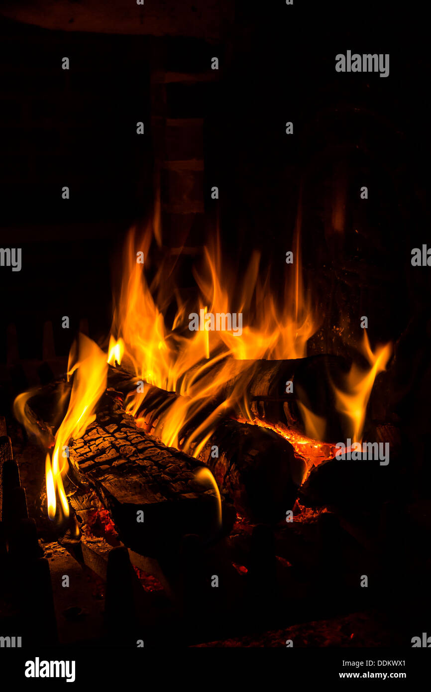 Feuer im Kamin Stockfoto