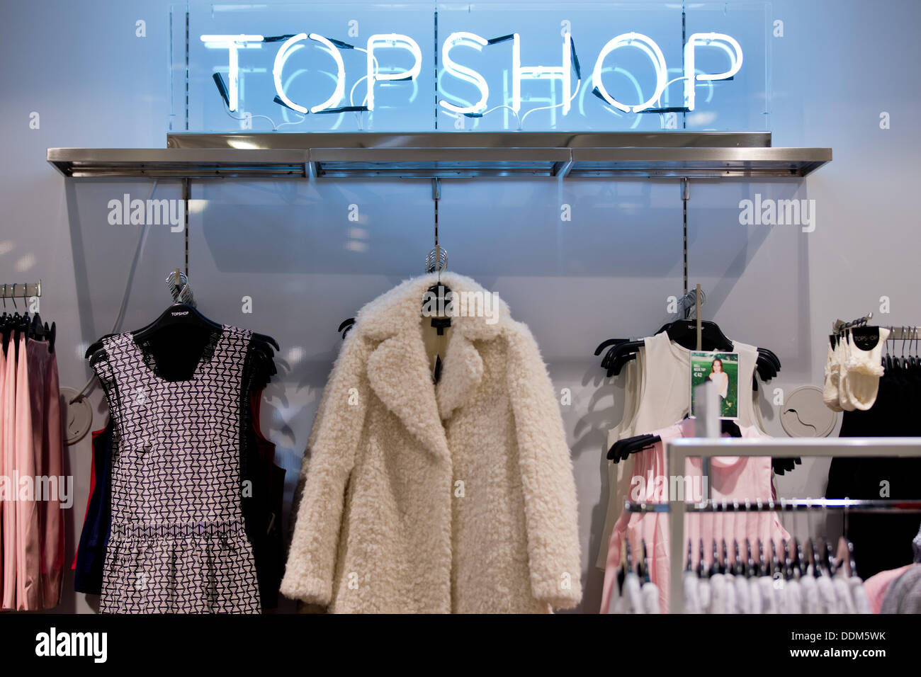 يعلن نظف شاب düsseldorf topshop - dsvdedommel.com