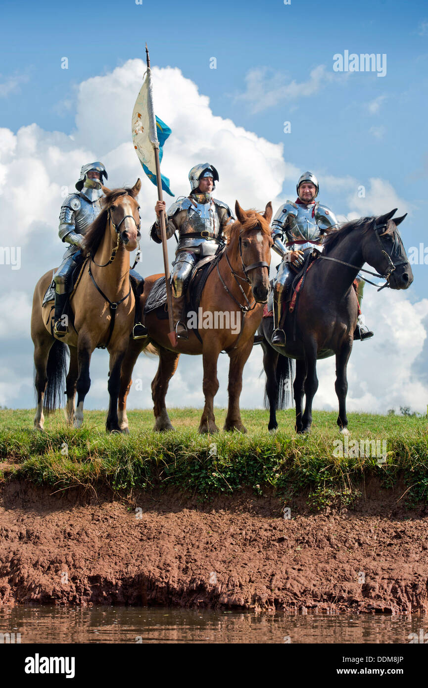 Der "Berkeley Scharmützel" mittelalterliche Re-Enactments in Berkeley Castle in der Nähe von Gloucester wo der 500. Jahrestag der Schlacht von Fl Stockfoto
