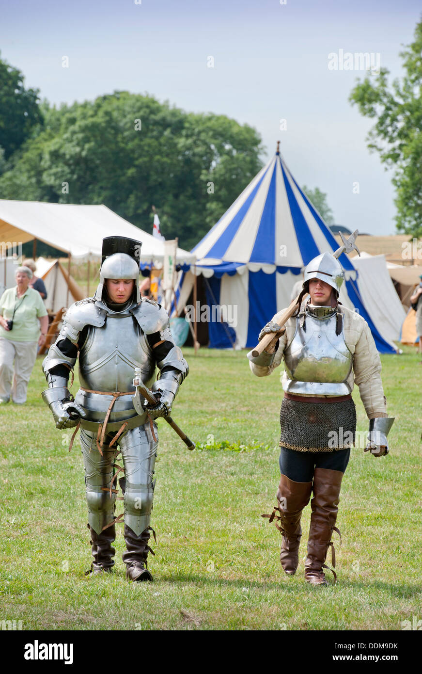 Der "Berkeley Scharmützel" mittelalterlichen Reinactments in Berkeley Castle in der Nähe von Gloucester wo der 500. Jahrestag der Schlacht von Fl Stockfoto