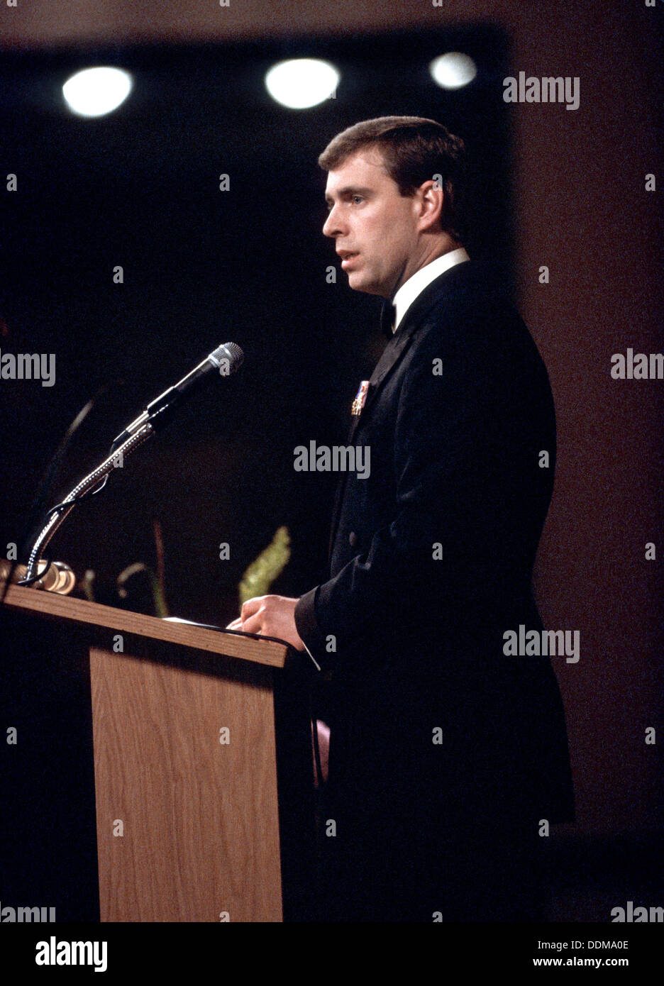 Seine königliche Hoheit Prinz Andrew macht nach dem Essen Rede, Charlottetown, Kanada Juli 1989 Stockfoto