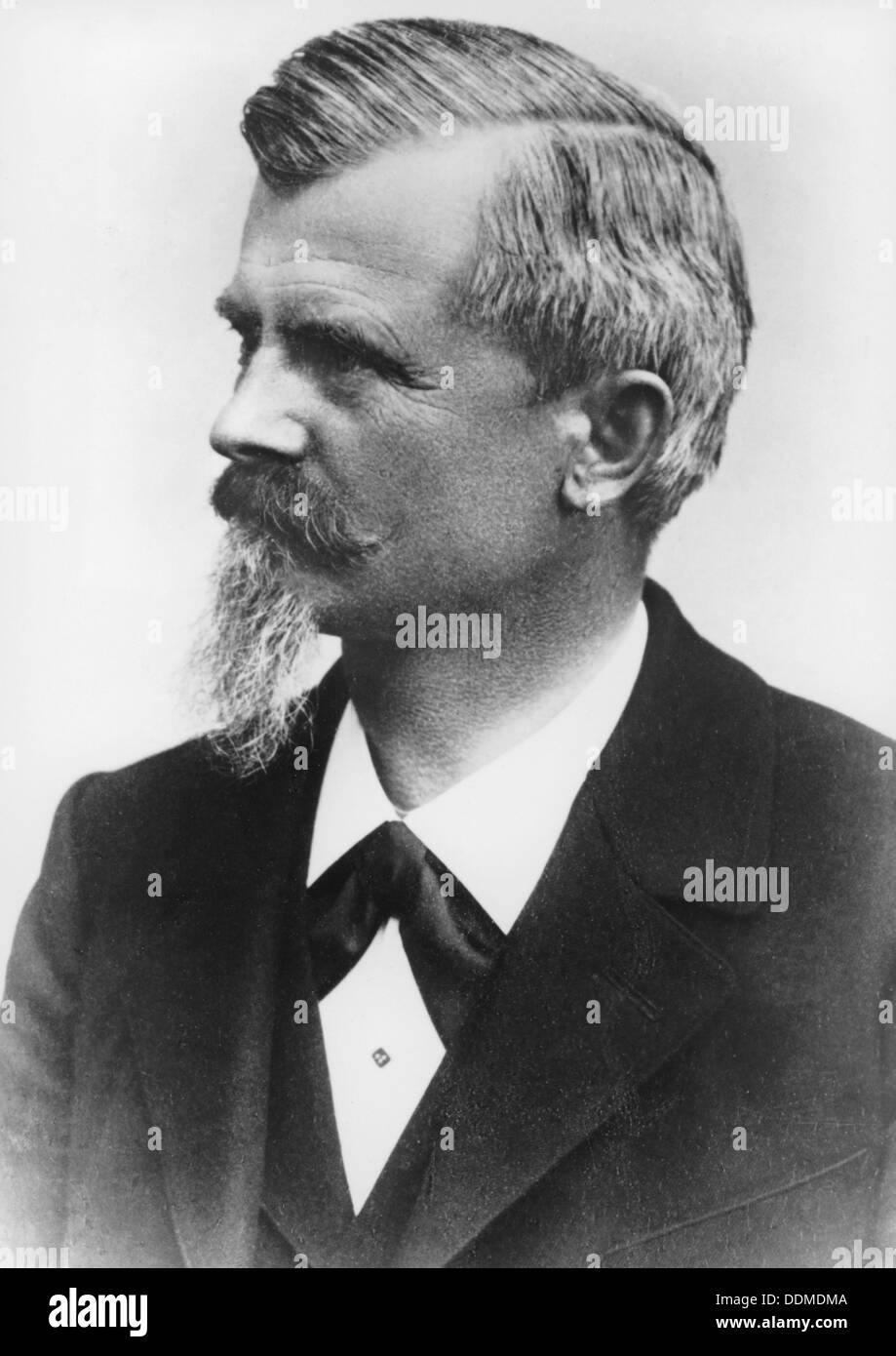 Wilhelm Maybach, der deutsche Erfinder und Auto Designer, 1900. Schöpfer: Unbekannt. Stockfoto