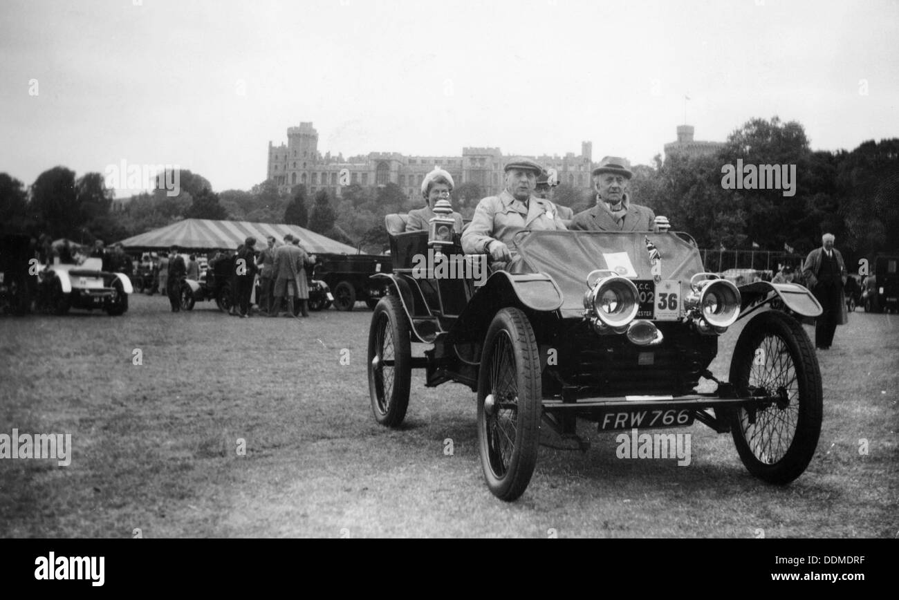 Ein 1902 Lanchester in der VCC Krönung Rally, Windsor, Berkshire, 1953. Artist: Unbekannt Stockfoto