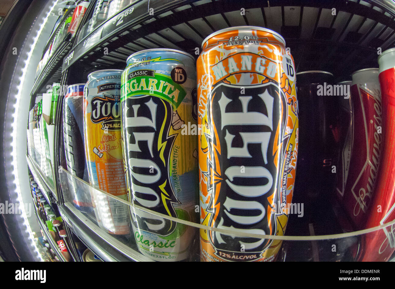 Aromatisierte Alkopops Stockfotos Und Bilder Kaufen Alamy