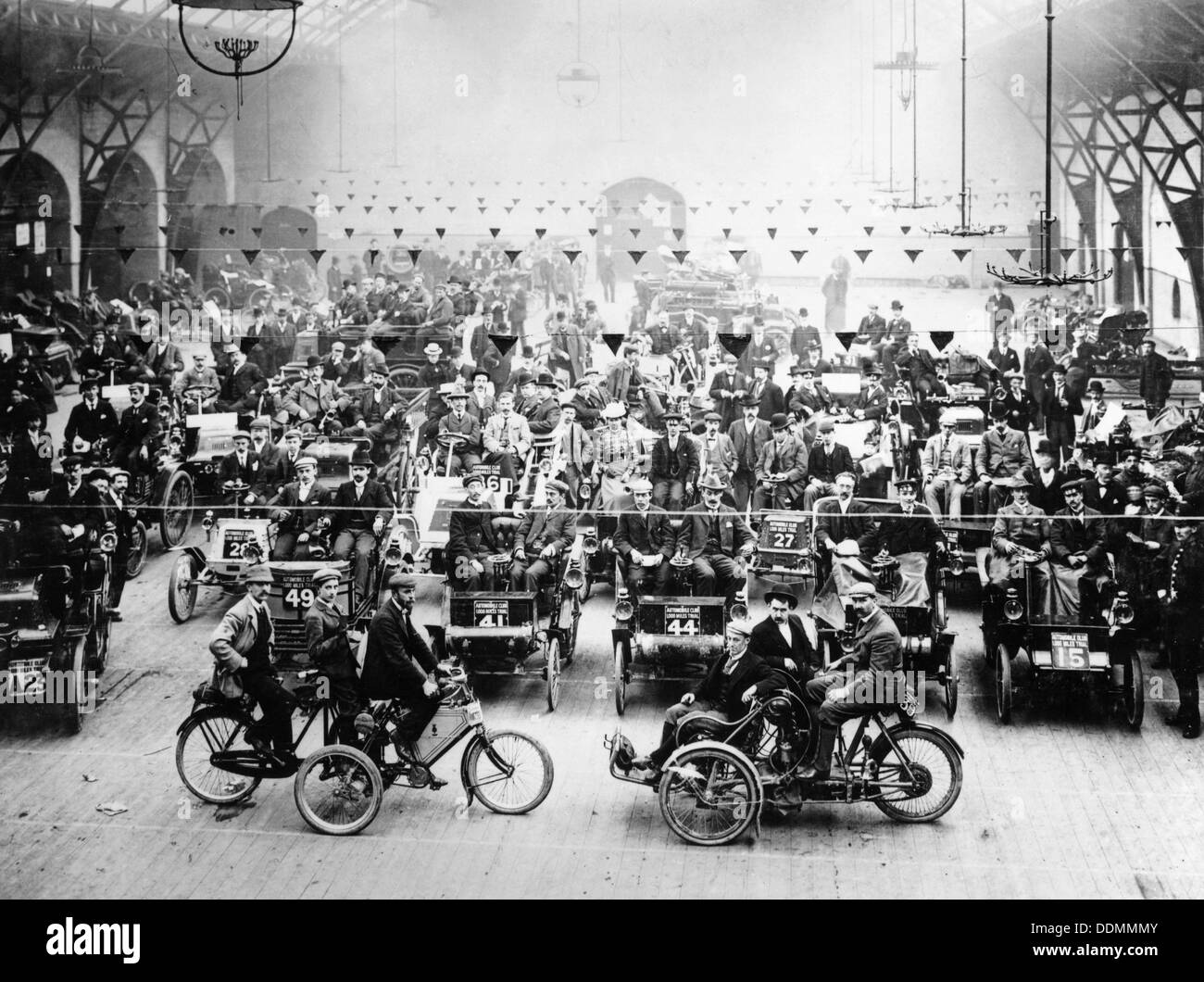 Start der 1000 Km-Studie (c 1900s?). Artist: Unbekannt Stockfoto