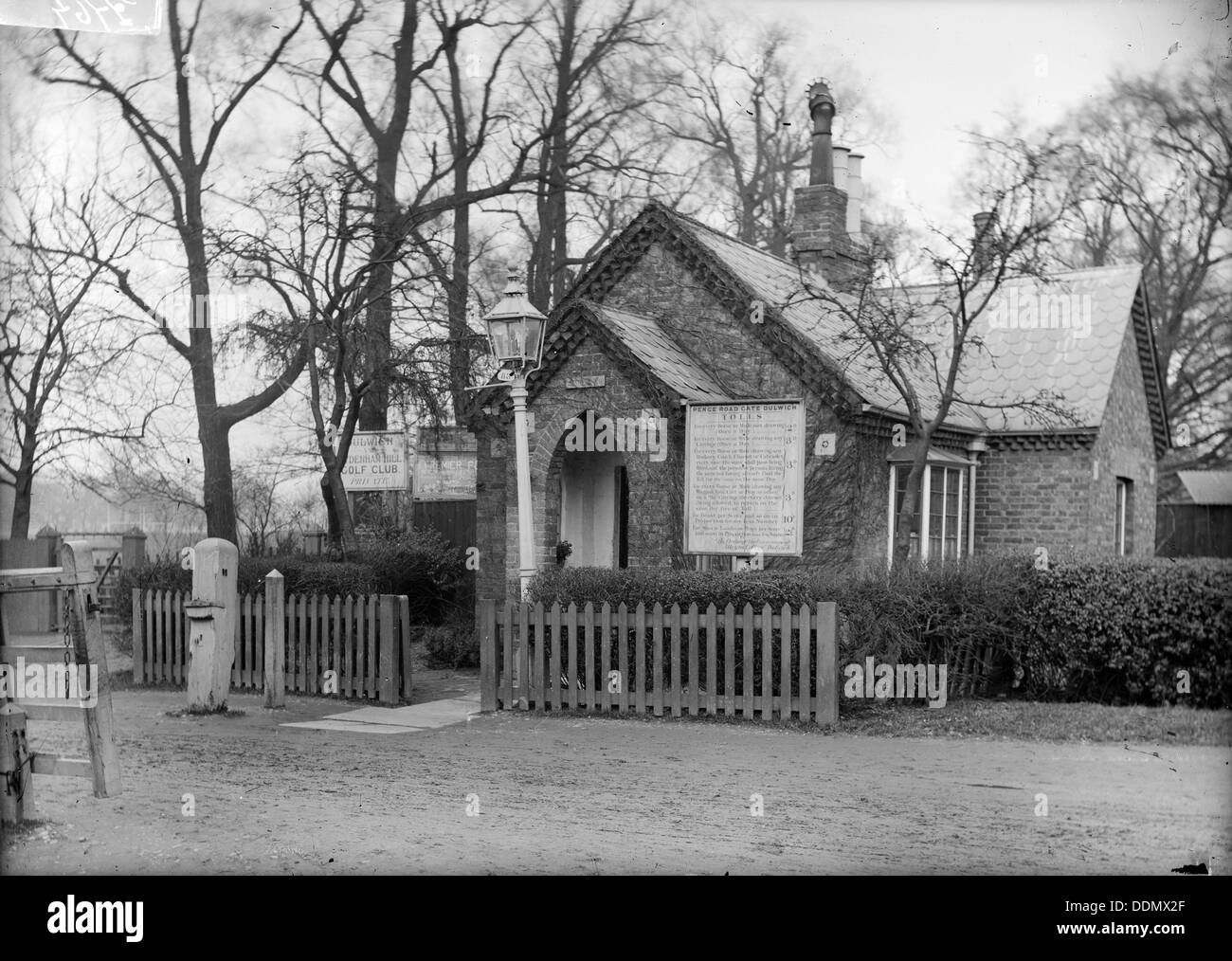 Äußere des Alten Mautstelle, Dulwich, London. Artist: Unbekannt Stockfoto