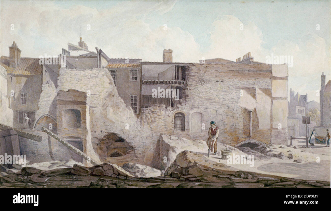 Blick auf die Ruinen von Teil des Klosters der Heiligen Dreifaltigkeit, Aldgate, City of London, 1824. Artist: Robert Blemmell Schnebbelie Stockfoto