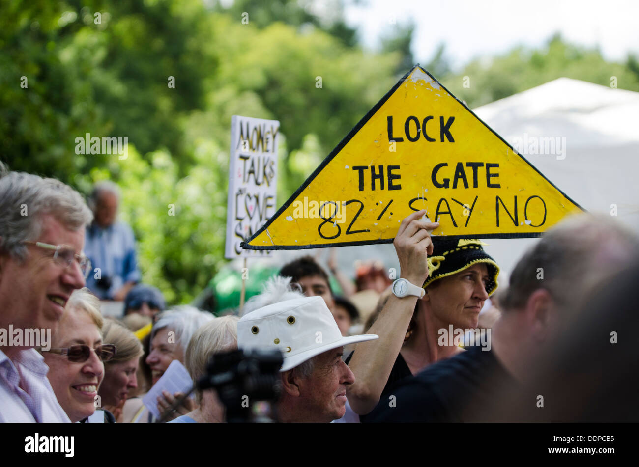 Balcombe Veranstaltung in Balcombe, West Sussex, für die Anti-Fracking Kampagne, 11. August 2013 Gürtel Stockfoto