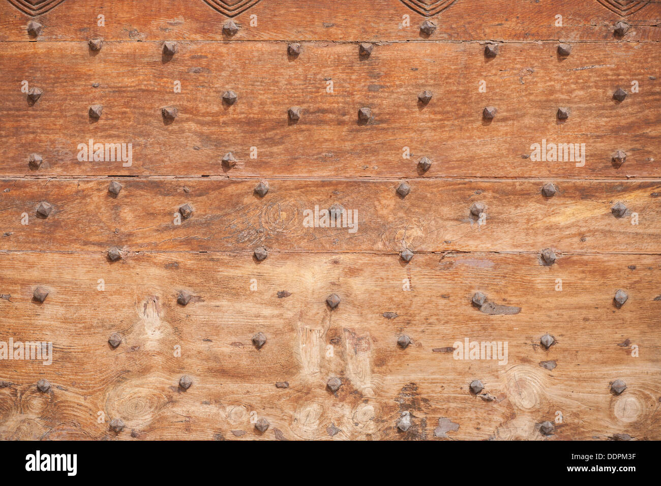 Italienische Kirche Holztür Detail abstrakt Stockfoto