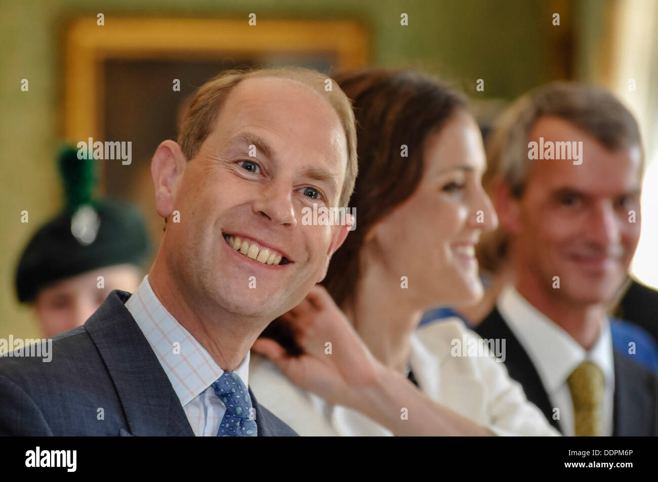 Hillsborough, Nordirland. 5. September 2013 - Prinz Edward in Hillsborough Castle mit der NI Secretary Of State, Theresa Villiers Credit: Stephen Barnes/Alamy Live-Nachrichten Stockfoto