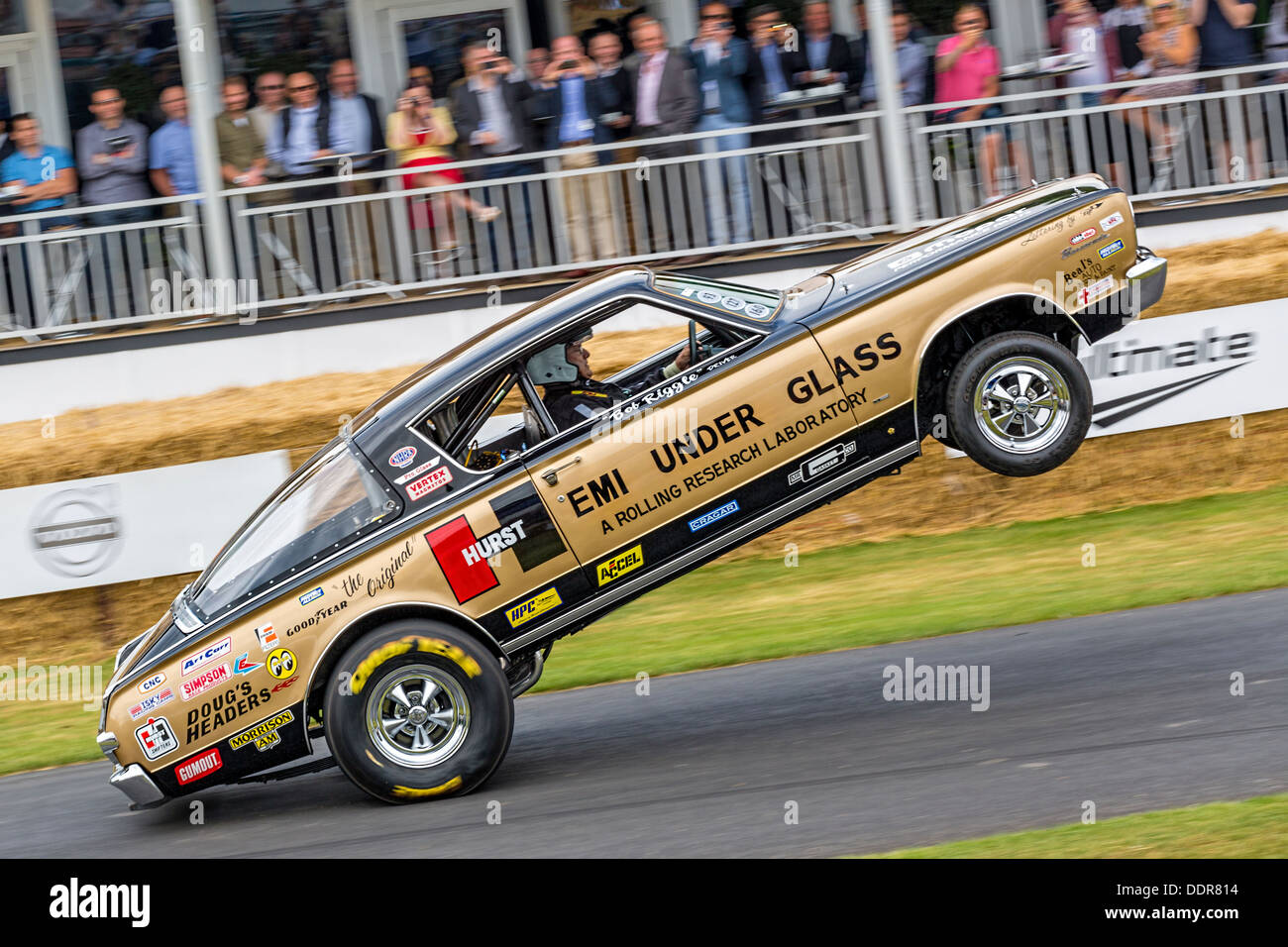 1968 Plymouth Barracuda, mit Bob Riggle, auf die 2013 Goodwood Festival of Speed, Sussex, UK. Stockfoto