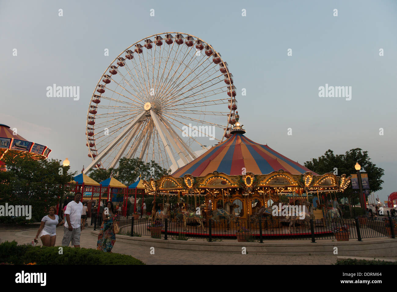 Riesenrad in Navy Pier Park, Navy Pier, Chicago, Cook County, Illinois, USA Stockfoto