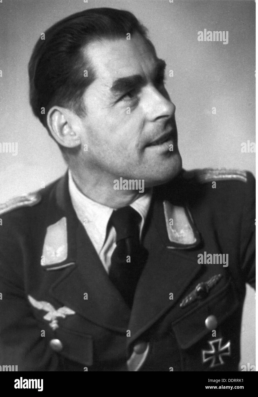 Zweiter Weltkrieg, Propaganda, Kriegskorrespondent der Luftwaffe Georg Schödl, 3. Luftwaffenkriegs-Korrespondent Firma, Porträt, Bildpostkarte, 1942, Zusatzrechte-Clearences-nicht vorhanden Stockfoto