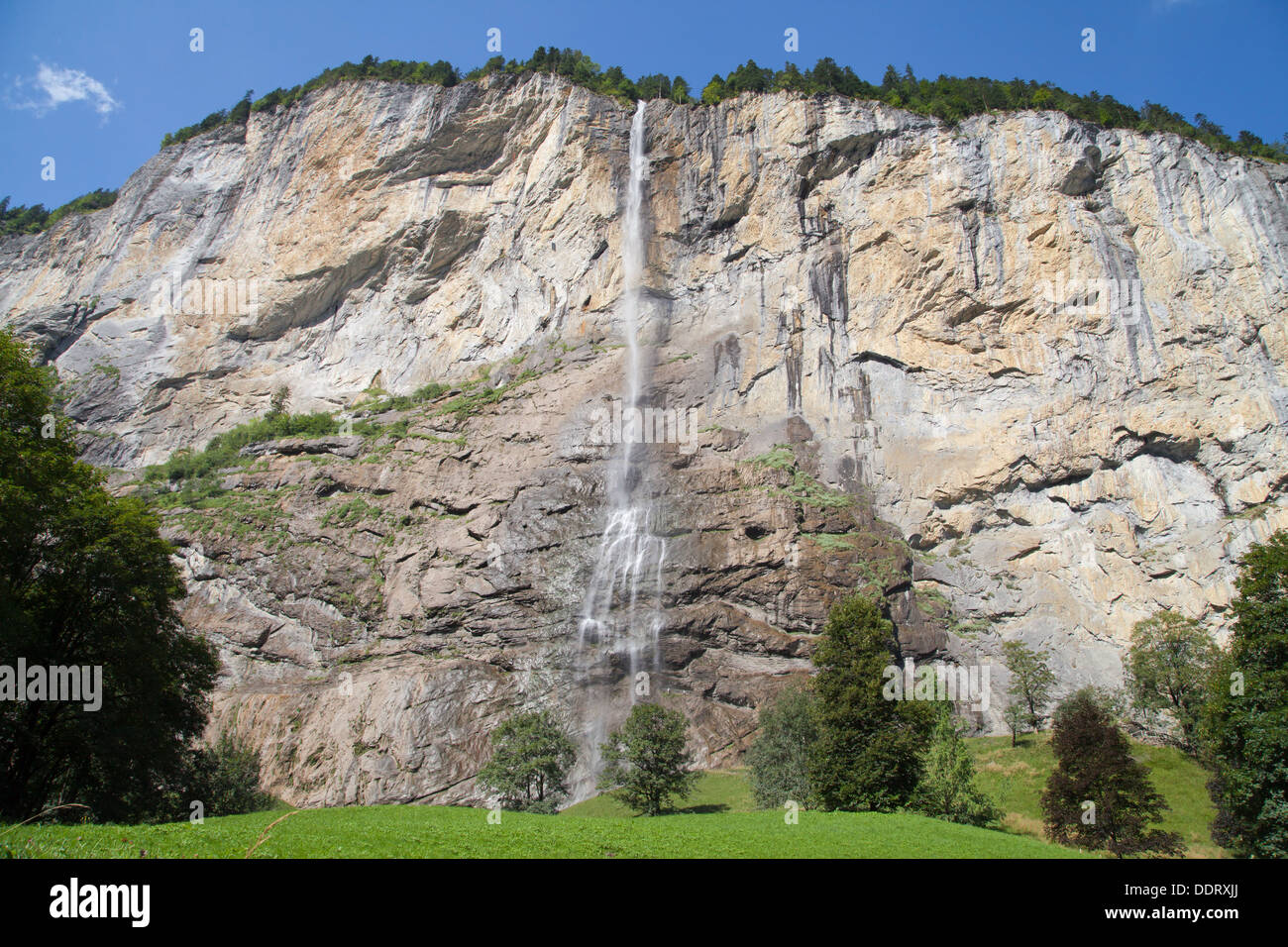Staubbach fällt von Lauterbrunnen, Schweiz. Stockfoto