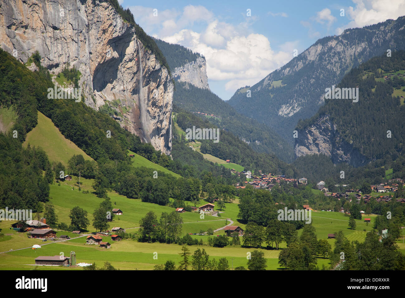 Lauterbrunnental in den Berner Alpen, Schweiz. Stockfoto