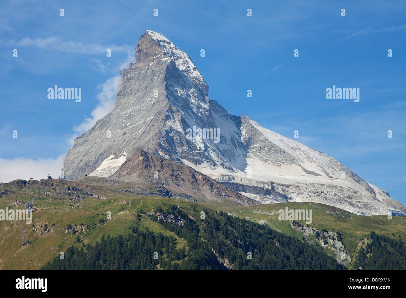 Matterhorn in den Walliser Alpen aus Zermatt in der Schweiz. Stockfoto