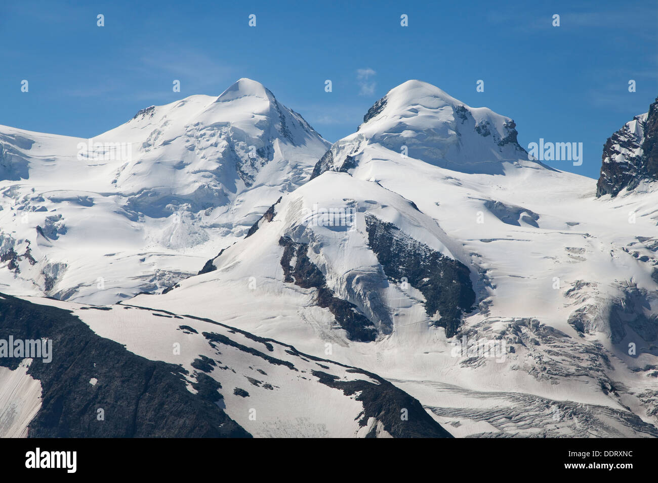 Castor und Pollux Gipfel der Walliser Alpen vom Gornergrat, Schweiz. Stockfoto