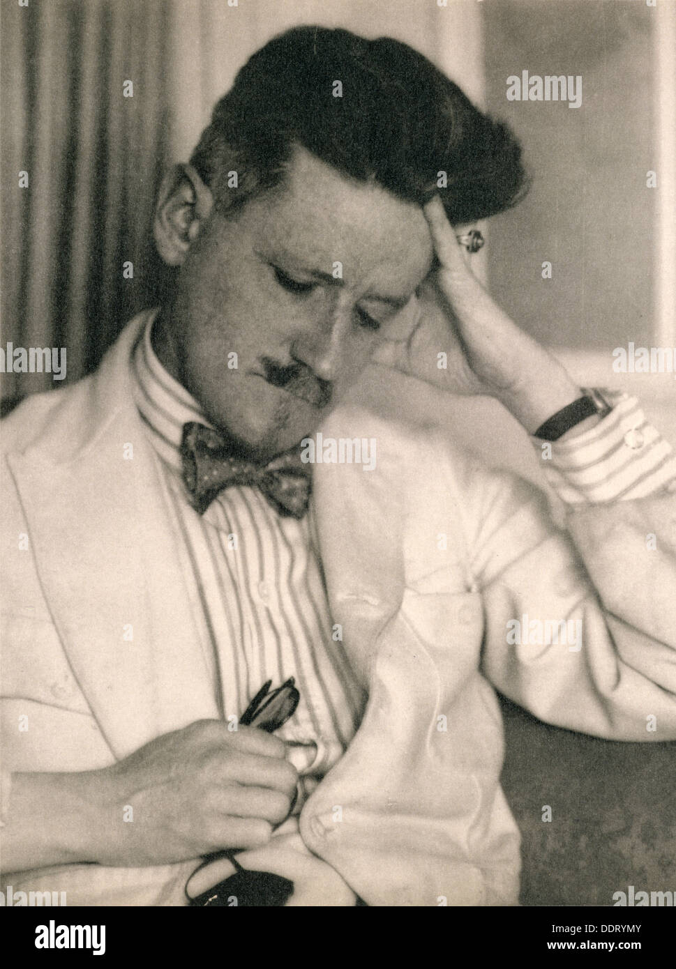 James Joyce, irischer Autor, 20. Jahrhundert. Künstler: unbekannt Stockfoto