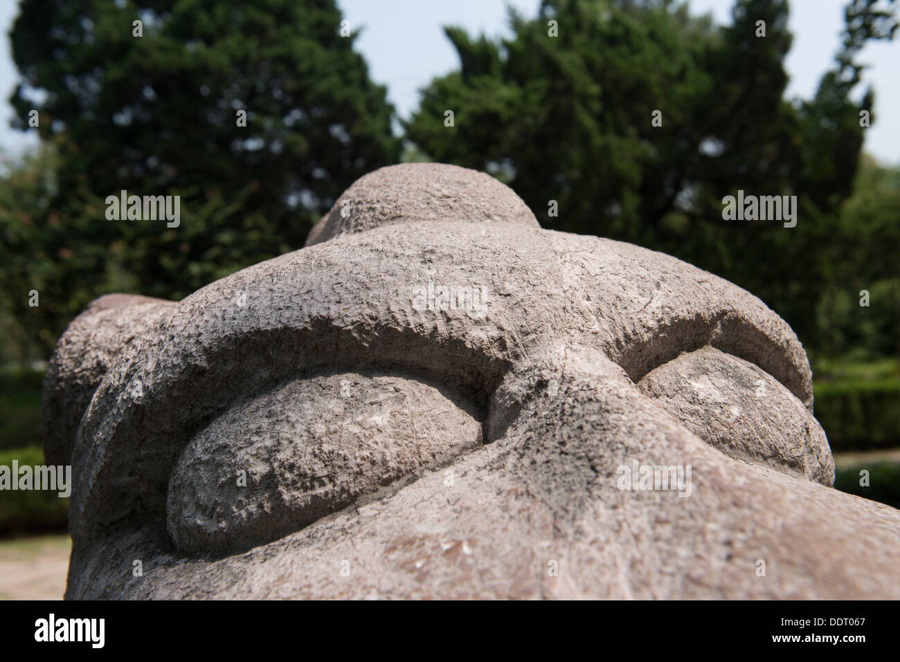 Ming-Gräber, Nanjing, China. Statue von "Qilin", manchmal auch als "chinesische Einhorn" Elephant unterwegs. Stockfoto