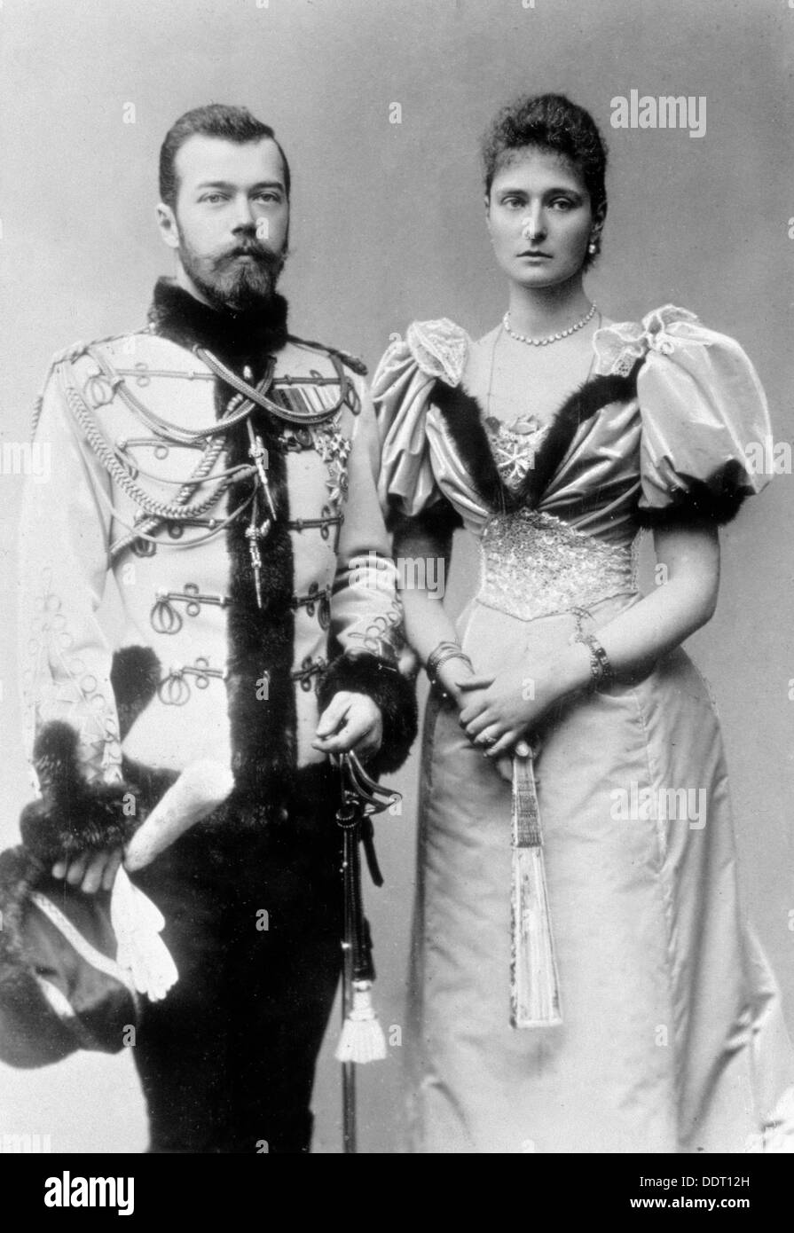 Tsar Nicholas II von Rußland und Prinzessin Alix von Hessen, c1894. Künstler: unbekannt Stockfoto