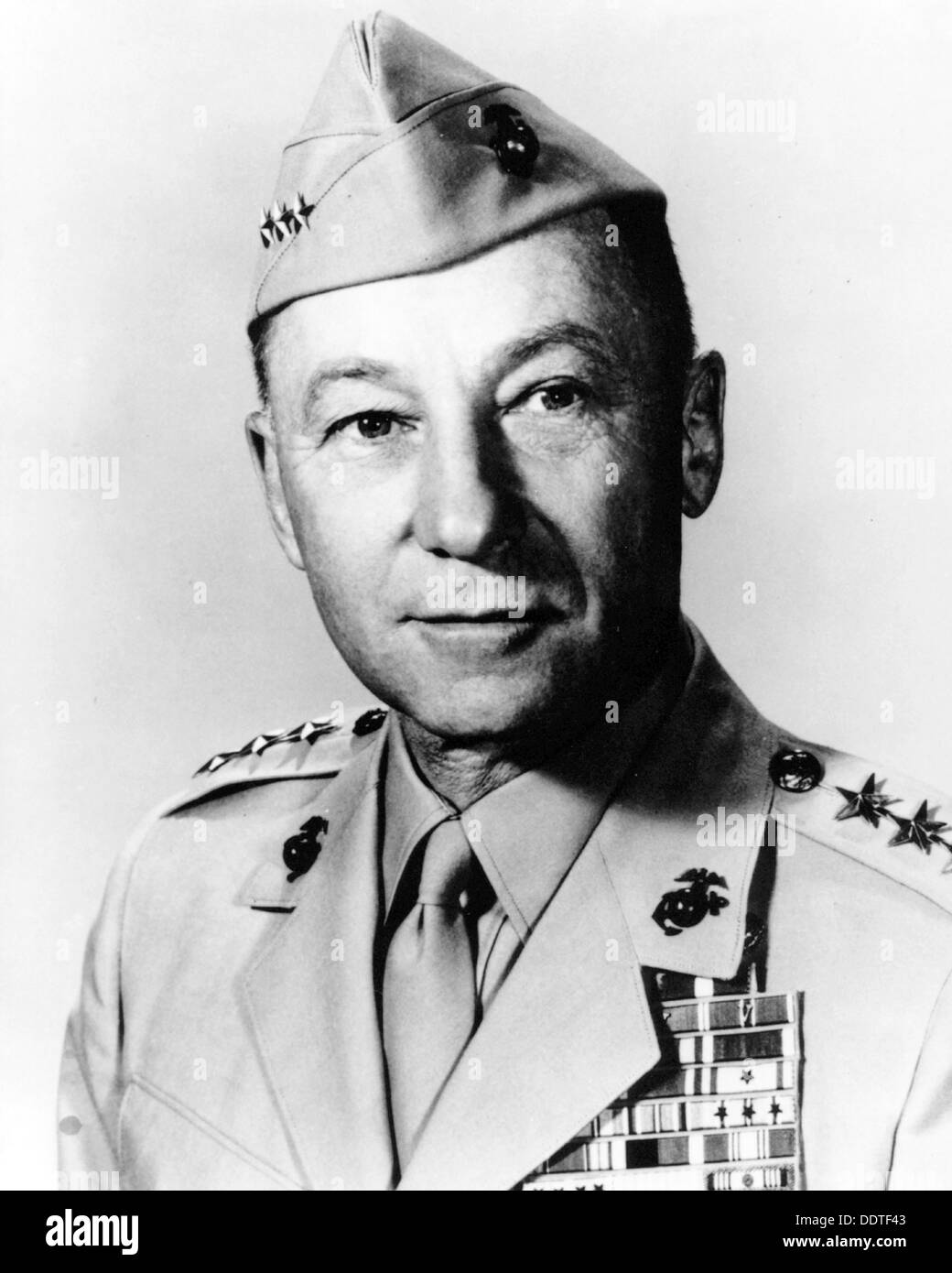 VICTOR KRULAK (1913-2008) US Marine Corps General Stockfoto