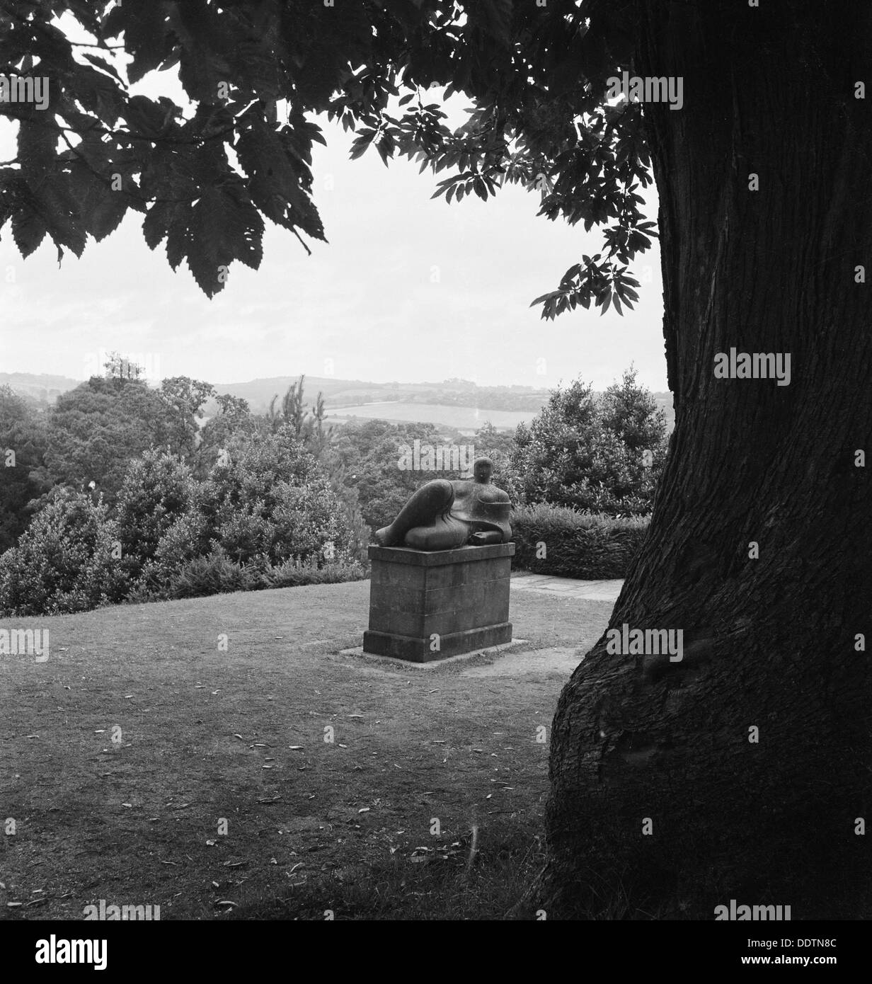 Christopher Martin Memorial, Dartington Hall, Devon, 1955-1965. Künstler: John Gay Stockfoto