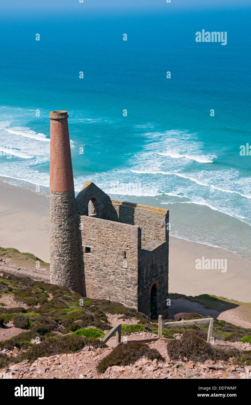 England, Cornwall, St. Agnes, Wheal Coates Tin Mine, Gebäude stammen aus den 1870er Jahren, Towanroath Welle Pumpen Maschinenhaus Stockfoto