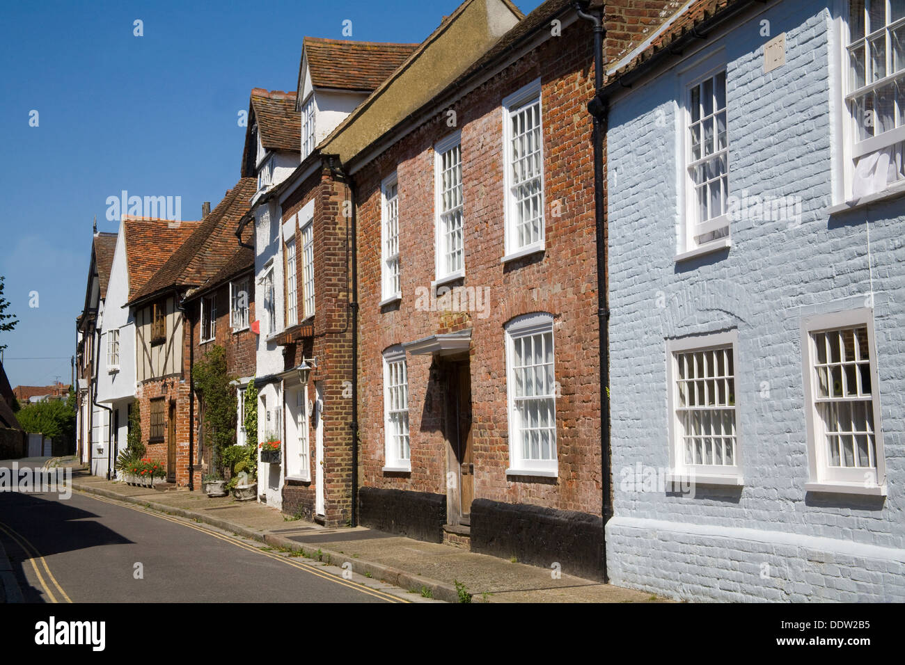 Sandwich Kent England UK Terrasse des mittelalterlichen Eigenschaften in der Altstadt von Cinque Port Stockfoto