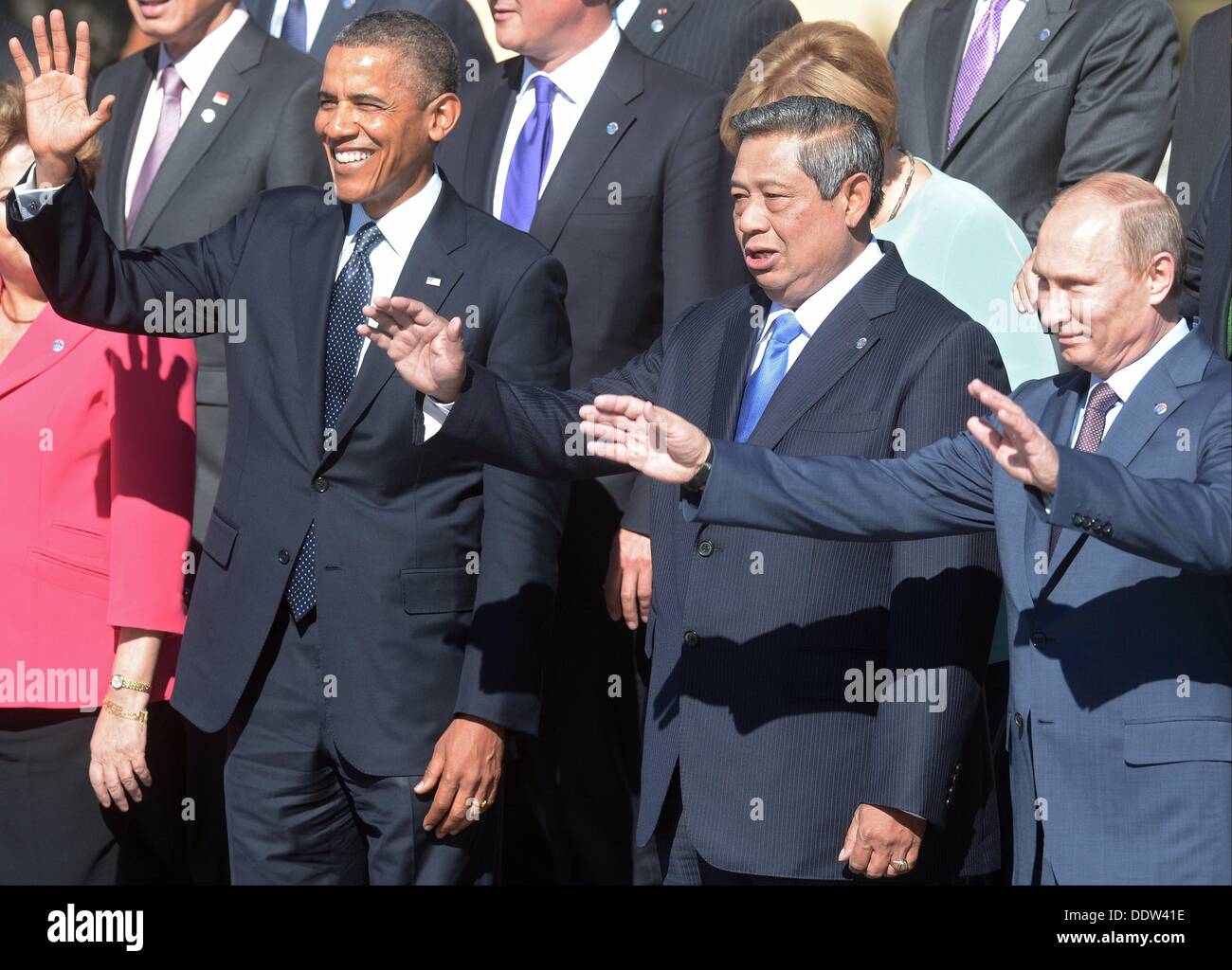 St. Petersburg, Russland. 6. September 2013. Präsident der Russischen Föderation Vladimir Putin, Präsident der Republik Indonesien Susilo Bambang Yudhoyono und Präsident der Vereinigten Staaten von Amerika Barack Obama (von rechts nach links) auf der offiziellen Gruppe-Foto-Session auf Staats-und Regierungschefs der G20-Gipfel in St. Petersburg, Russland am 6. September 2013. : Obligatorisch Host Foto Auskunftei über CNP Credit: Dpa picture-Alliance/Alamy Live News Stockfoto