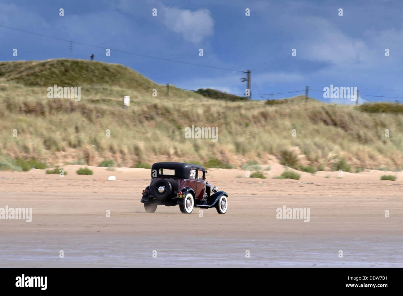 Pendine Sands, Wales, UK. 07. Sep, 2013.   Die ersten jährlichen Amateur Hot Rod Rennen im Pendine Sands vor der Küste von West Wales heute. Die Veranstaltung wird von der Vintage Hot Rod Association gehostet. Bildnachweis: Phil Rees/Alamy Live-Nachrichten Stockfoto
