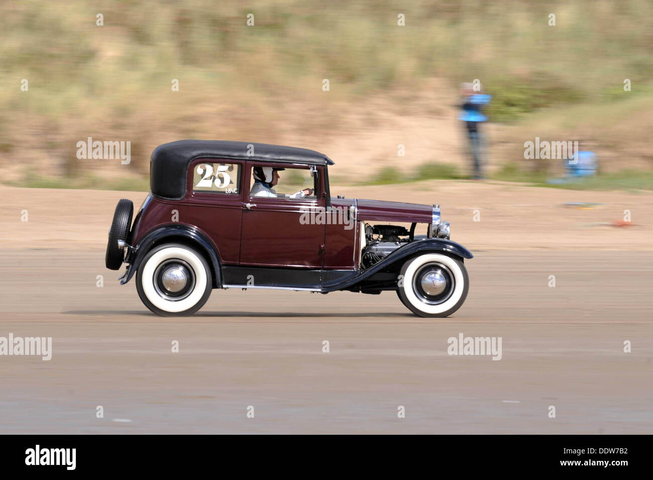 Pendine Sands, Wales, UK. 07. Sep, 2013.   Die ersten jährlichen Amateur Hot Rod Rennen im Pendine Sands vor der Küste von West Wales heute. Die Veranstaltung wird von der Vintage Hot Rod Association gehostet. Bildnachweis: Phil Rees/Alamy Live-Nachrichten Stockfoto