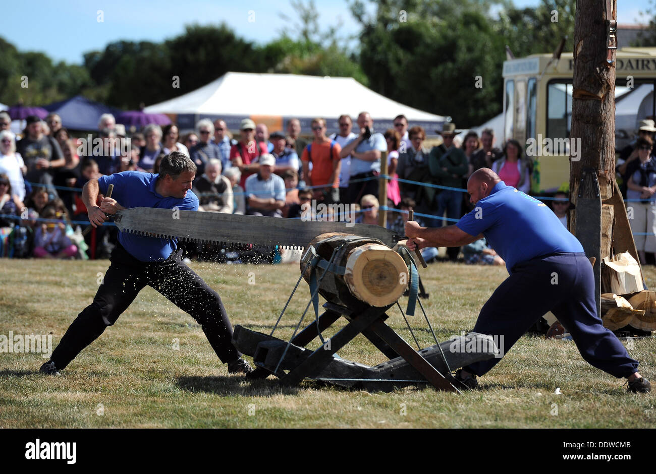 Dorset County, England, UK, Adams Axtkämpfern, 7. September 2013 Bild zeigen von Geoff Moore/Dorset Media Service/Alamy Live-Nachrichten Stockfoto