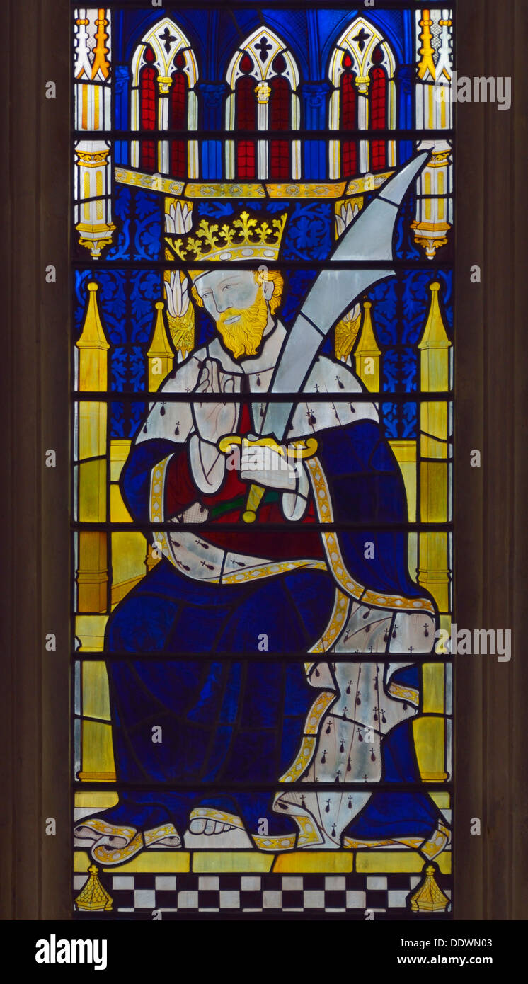 Saint Edmund, Detail der Ostfenster. Kirche des Heiligen Edmund, König und Märtyrer. Southwold, Suffolk, England, Vereinigtes Königreich. Stockfoto