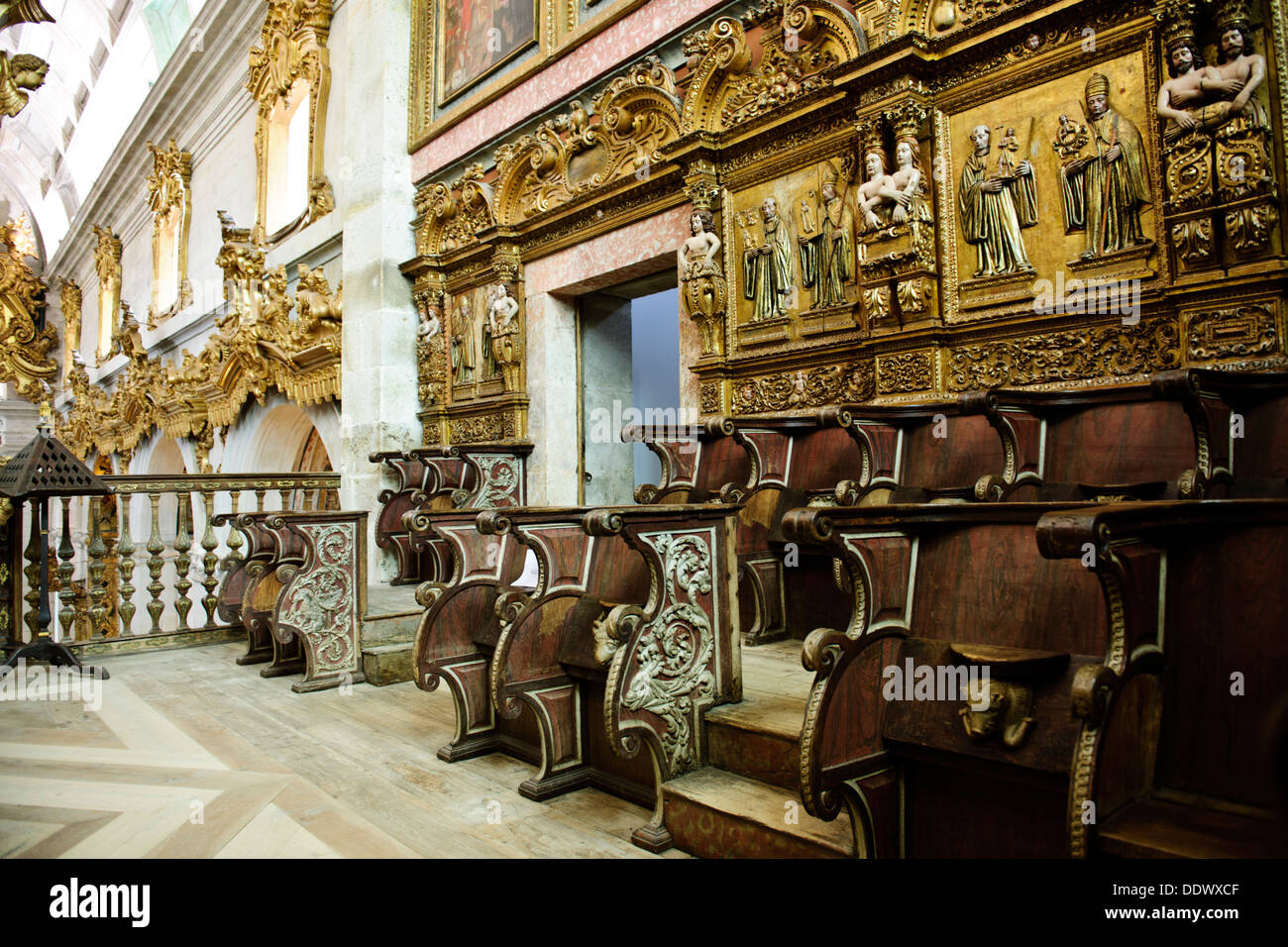 Kloster São Martinho de Tibães, Innenräume, Naive, Kreuzgang, Altar, Gelände & Friedhof, North West Of Braga, Nordportugal Stockfoto