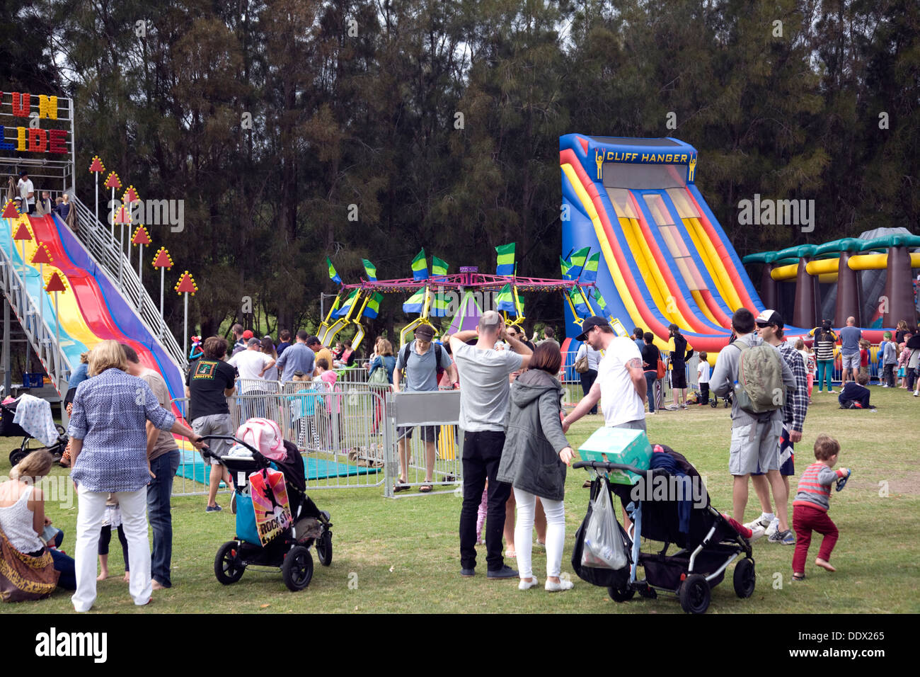 Die Schule in Sydney hat ihren alljährlichen Karnevalstag für Eltern und Schüler mit Unterhaltung und Veranstaltungen für die Gemeinde, NSW, Australien Stockfoto