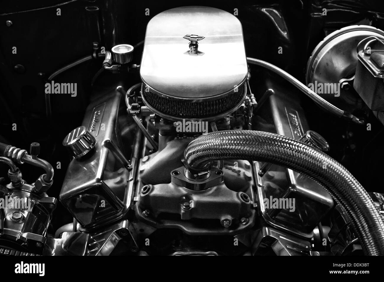 BERLIN - Mai 11: Motor Chevrolet Bel Air (schwarz und weiß), 26. Oldtimer-Tage Berlin-Brandenburg, 11. Mai 2013 Berlin, Deutschland Stockfoto