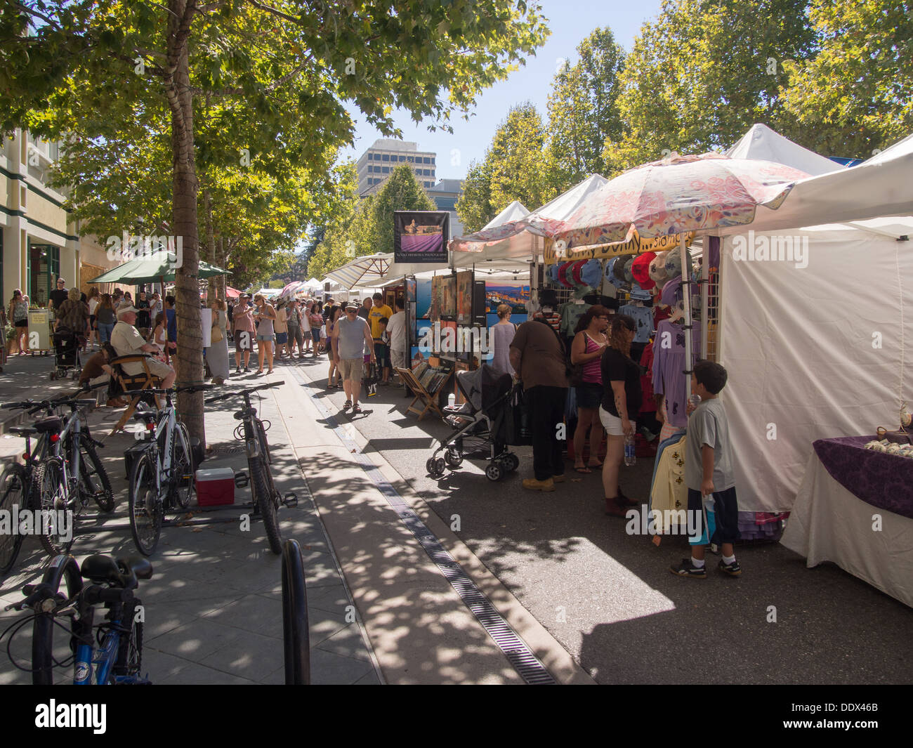 MOUNTAIN VIEW, Kalifornien/USA – 7. SEPTEMBER: Mountain View feiert 42. Annual Art & Weinfest. Stockfoto