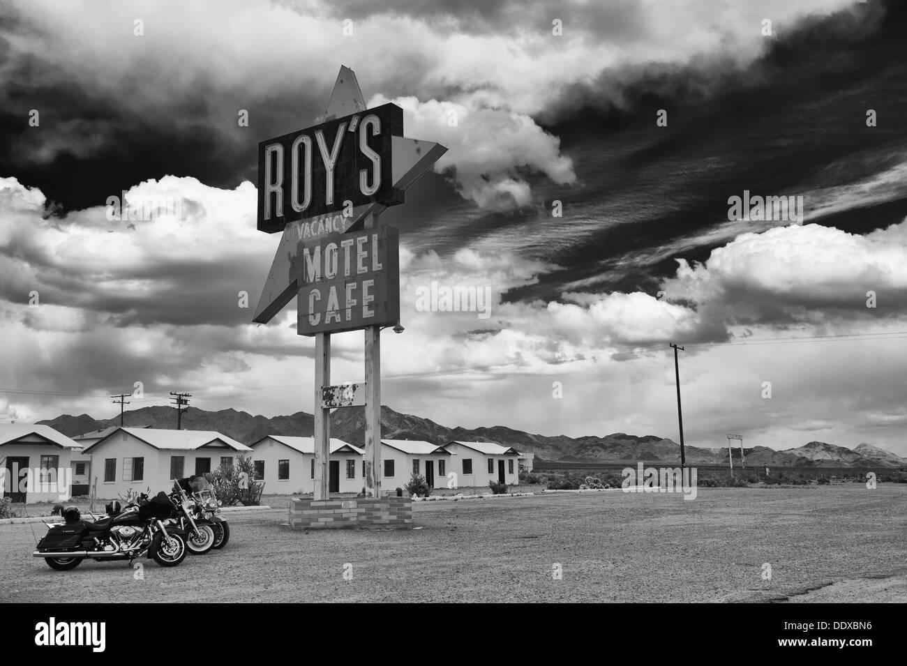 Legendäre Roy Motel und Café in Amboy, CA. Roys Motel und Cafe war eine klassische Stop für Benzin oder Erholung in der Mojave-Wüste Stockfoto