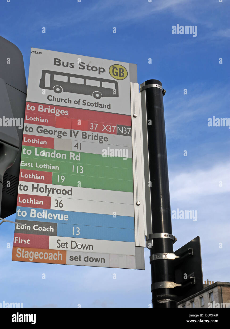 Church of Scotland - Edinburgh City Bushaltestelle, Lothian, First, Stagecoach Company Busse Stockfoto